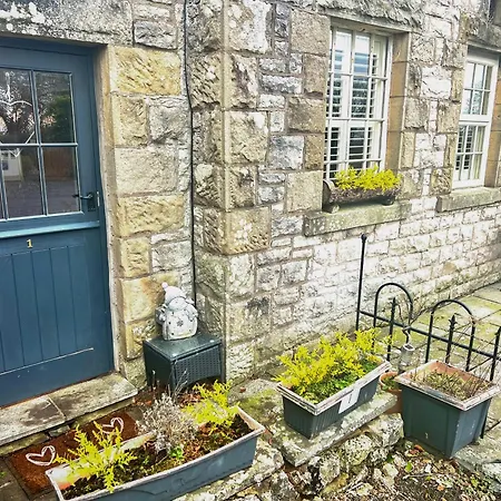 1 Boarbank Farm *